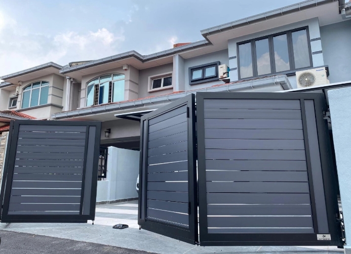 Aluminium Custom gate