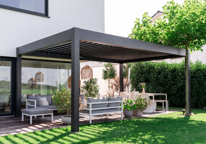 Safety Electric/manual aluminum pergola